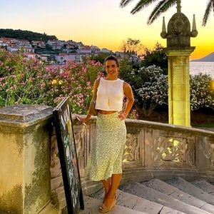 Meet your Posher, Emily